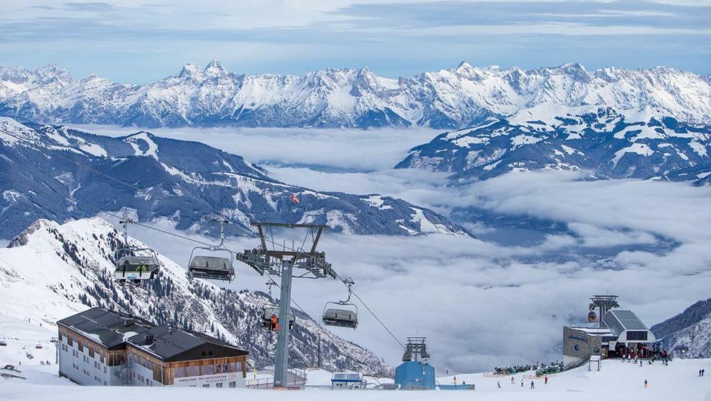 Adler Kaprun, Golf 'N' Ski And Mountain Biking. 外观 照片